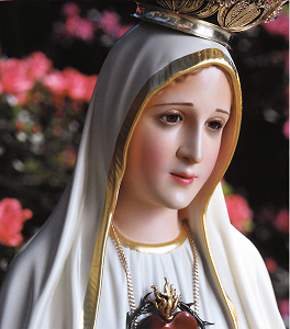 Typical Our Lady Of Fatima, with Brunette Look. 

She is not Beautiful, but she's 'Our Lady of Fatima' and we have 'pity'...

But the children of Fatima, in 1917, said that 'Our Lady Was Very Beautiful'...

Protections against evil (+ take cross) are maybe a good idea.


Source: Wikipedia, 

https://commons.wikimedia.org/wiki/File:Festa_de_Nossa_Senhora_de_F%C3%A1tima_em_Aracatia%C3%A7u_-_panoramio.jpg, 

Author: Cláudio Oliveira Lima 

This file is licensed under the Creative Commons 
Attribution-Share Alike 3.0 Unported license, 

https://creativecommons.org/licenses/by-sa/3.0/deed.en.